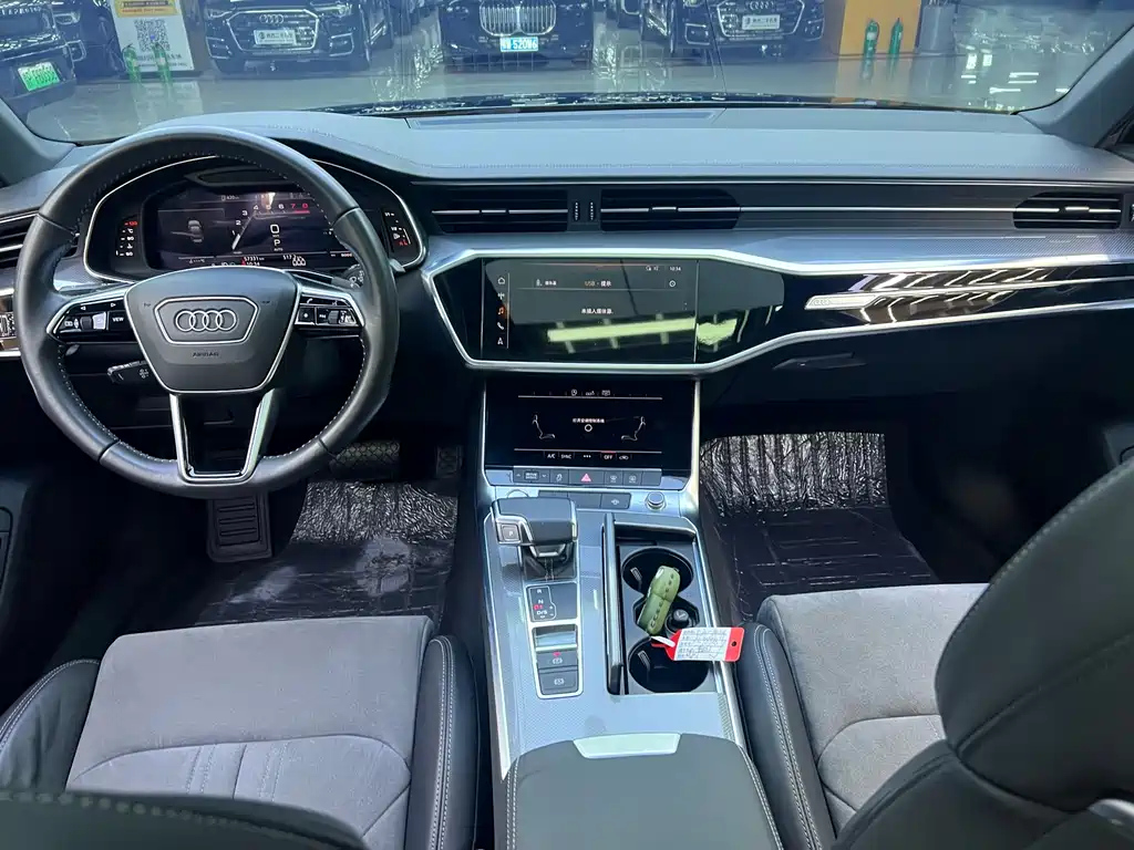 AUDI A6L 2020