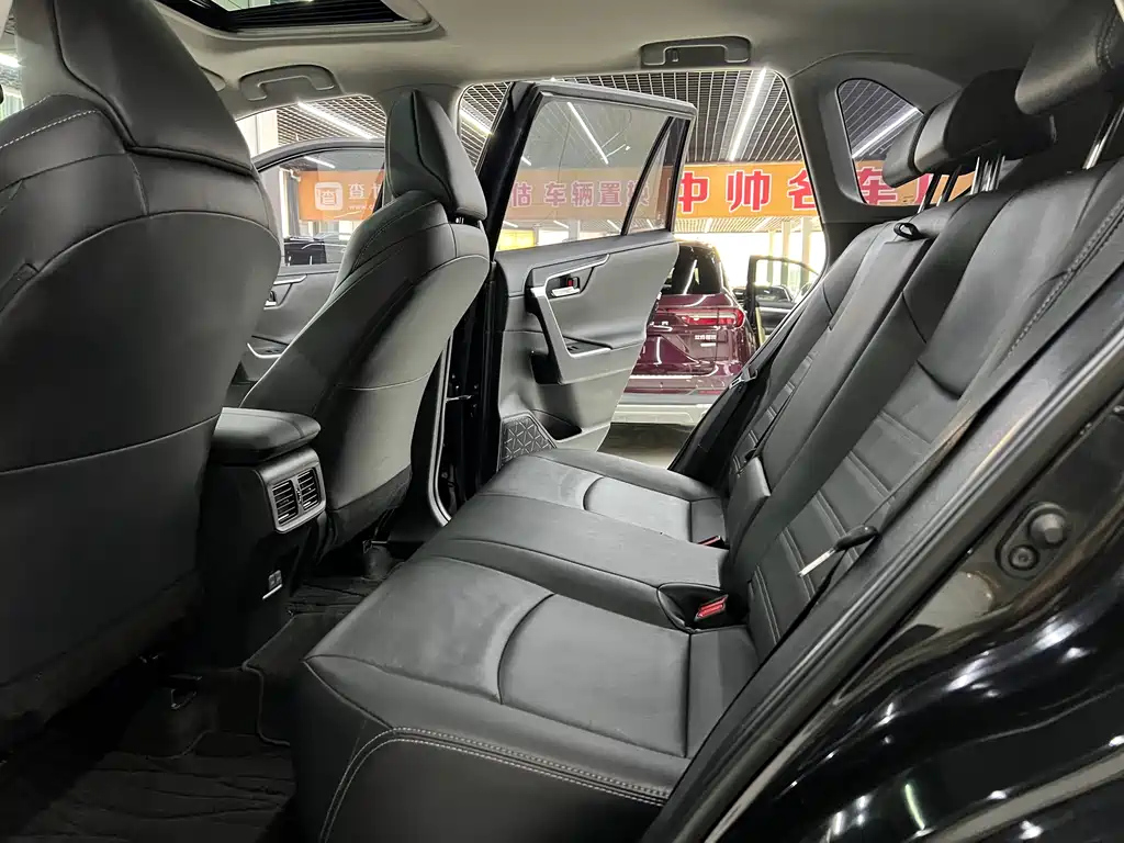 TOYOTA WILDLANDER 2022