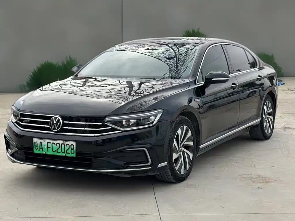 VOLKSWAGEN MAGOTAN GTE PLUG IN HYBRID 2022