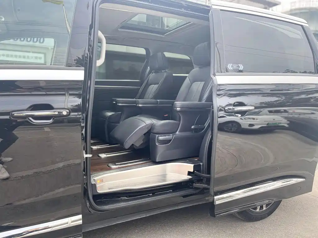 TRUMPCHI M8 2023
