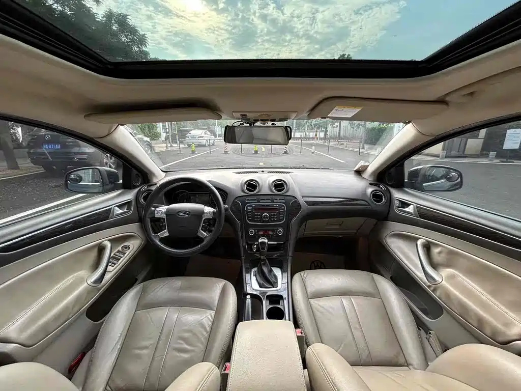 FORD MONDEO - WINNER 2012