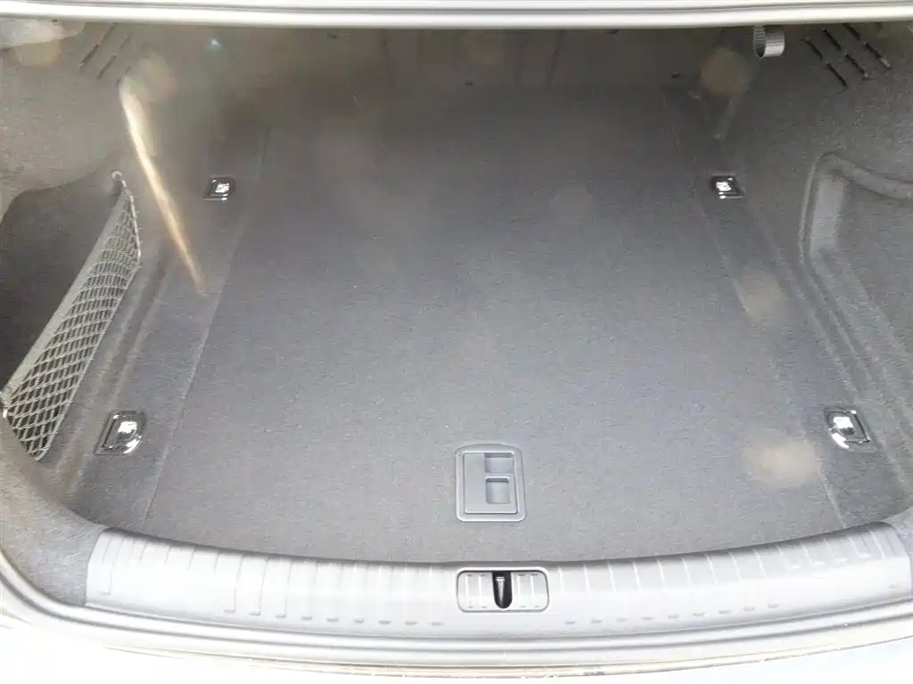 AUDI A6L 2024