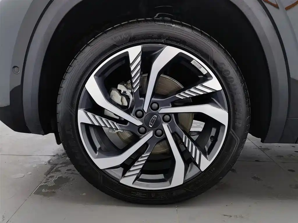 GEELY AUTO MONJARO 2021