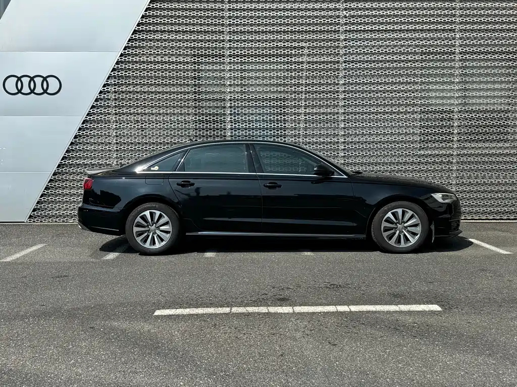 AUDI A6L 2016