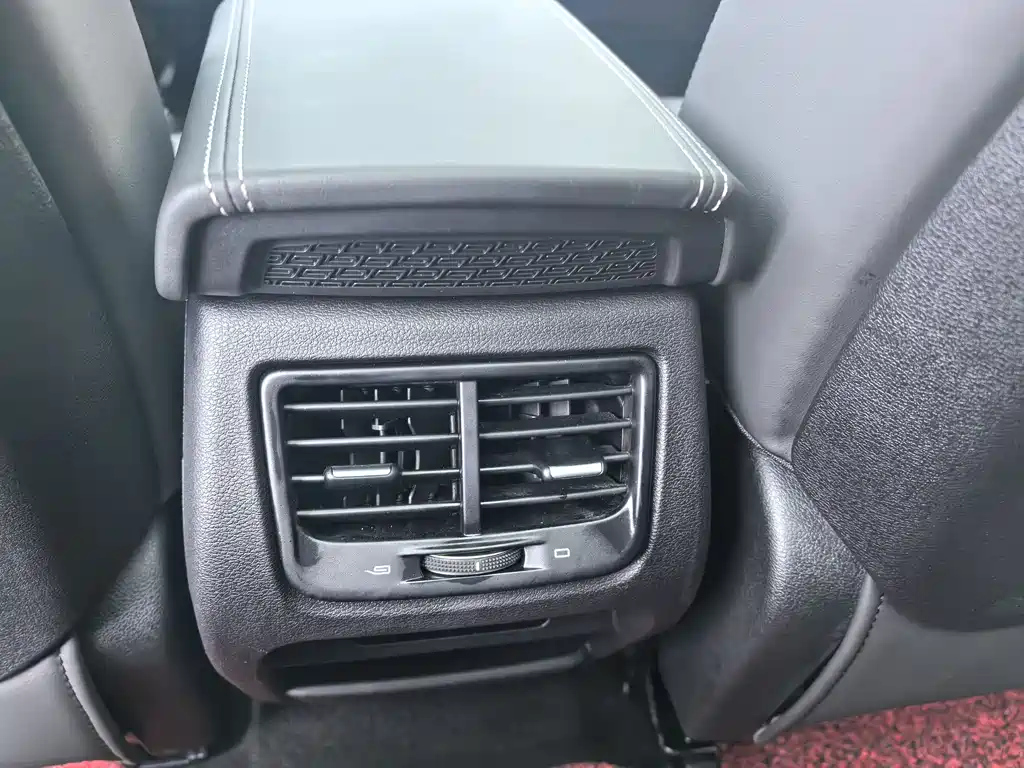 GEELY AUTO XINGYUE 2020