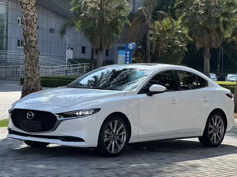 MAZDA 3 AXELA 2020