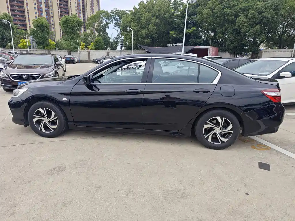 HONDA ACCORD 2017