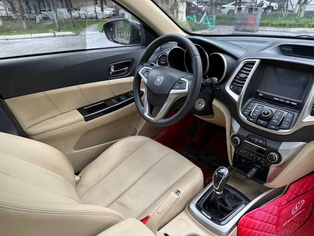 CHANGAN EADO 2015