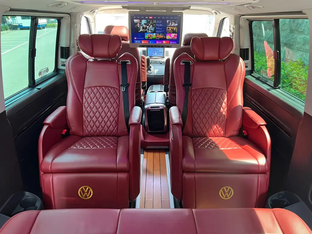 VOLKSWAGEN MULTIVAN 2012