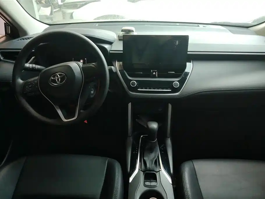 TOYOTA FRONTLANDER 2023