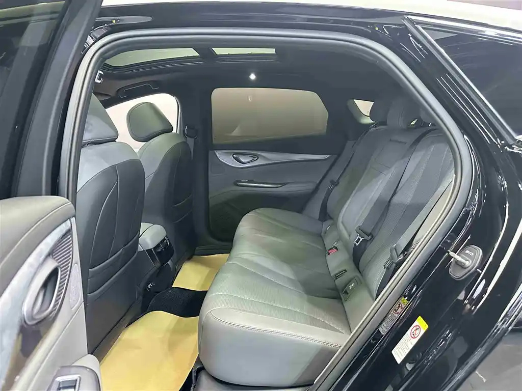 BYD SEAL 2024