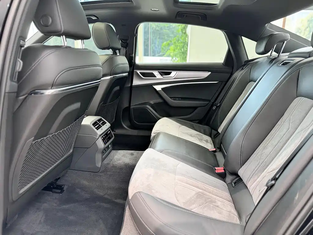 AUDI A6L 2024