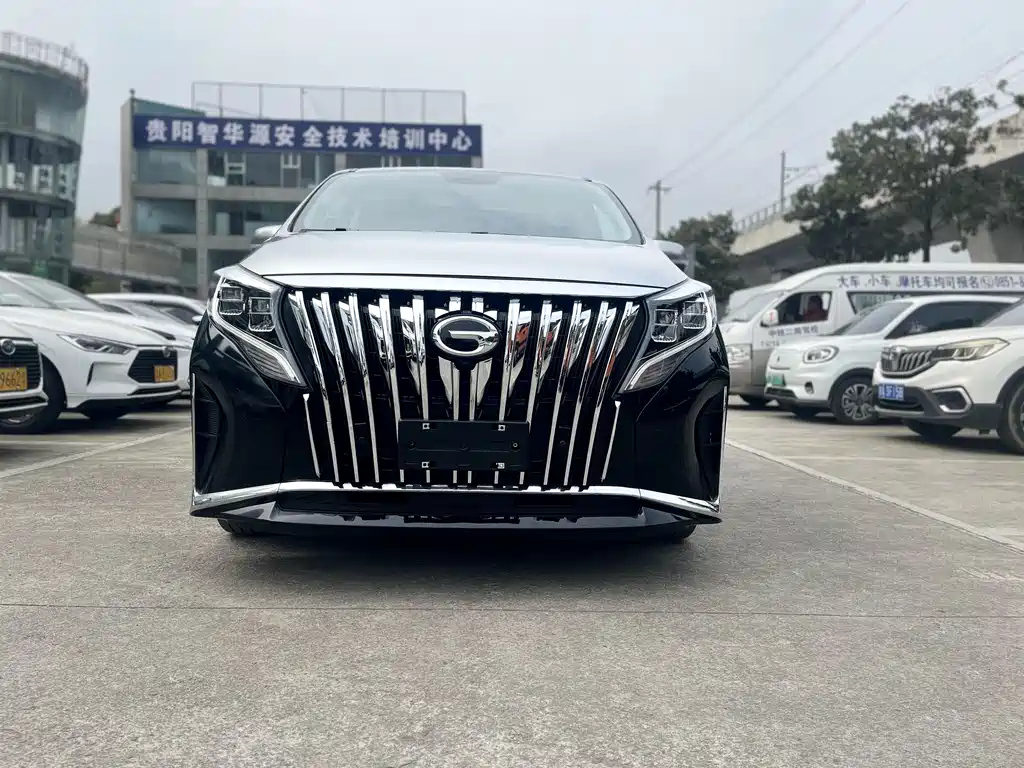 TRUMPCHI M8 2023