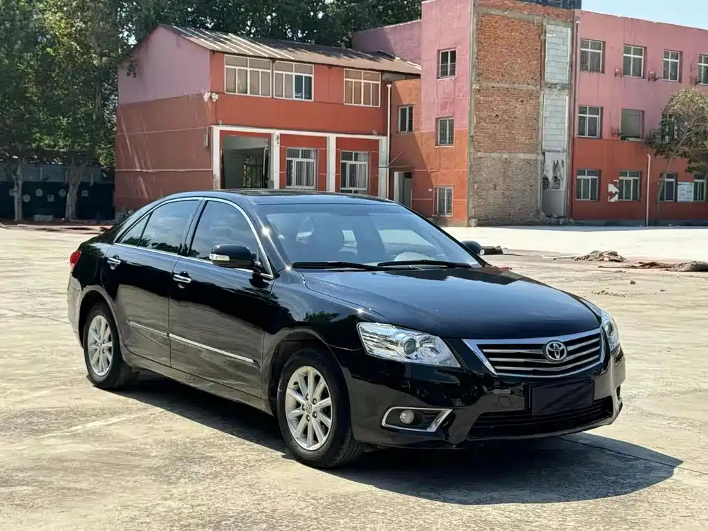 TOYOTA CAMRY 2011