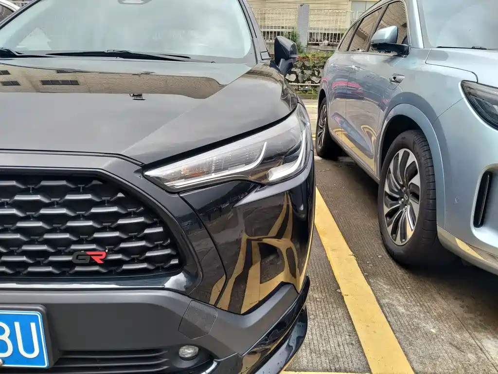 TOYOTA COROLLA CROSS 2024