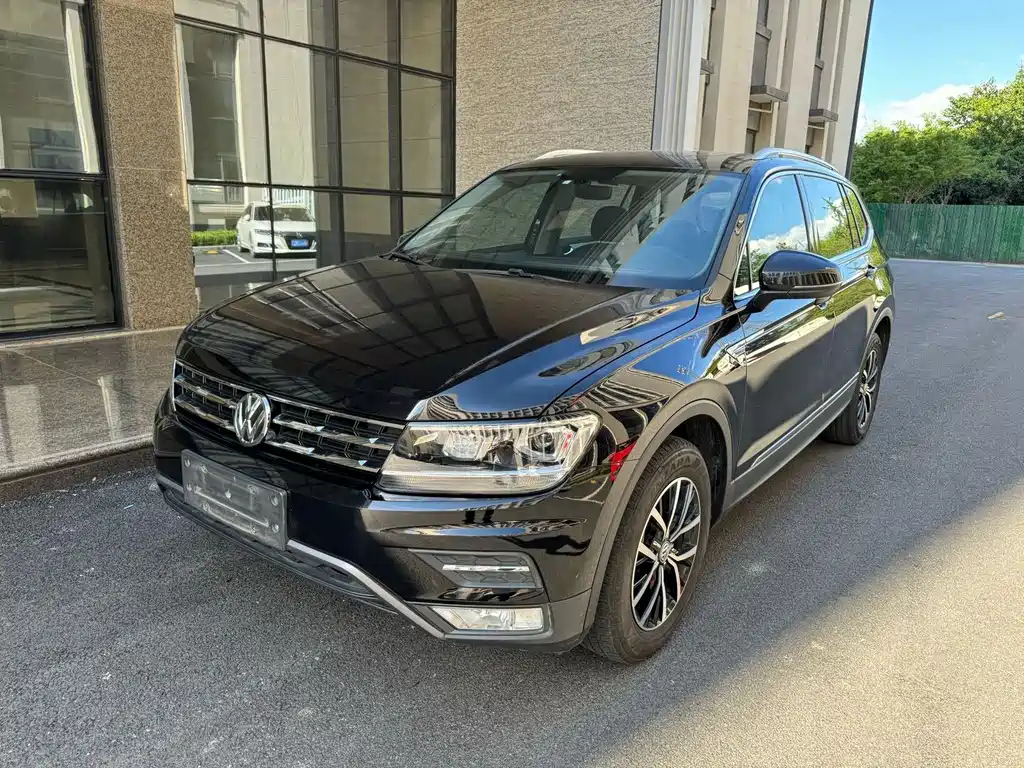 VOLKSWAGEN TIGUAN L 2018