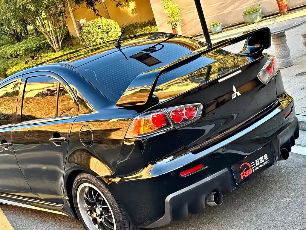 MITSUBISHI LANCER EX 2012