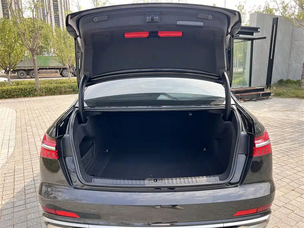 AUDI A6L 2023