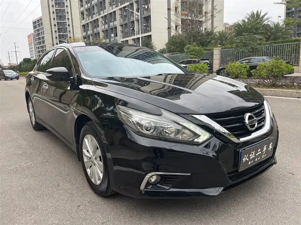 NISSAN TEANA 2018