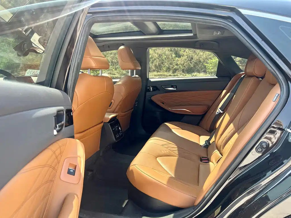 TOYOTA AVALON 2019
