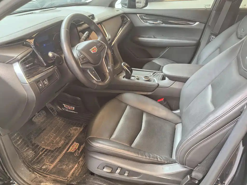 CADILLAC XT5 2020
