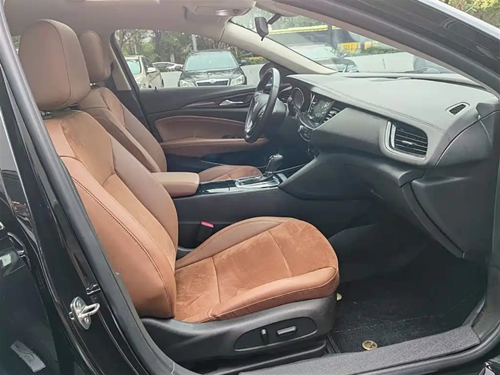 BUICK REGAL 2019
