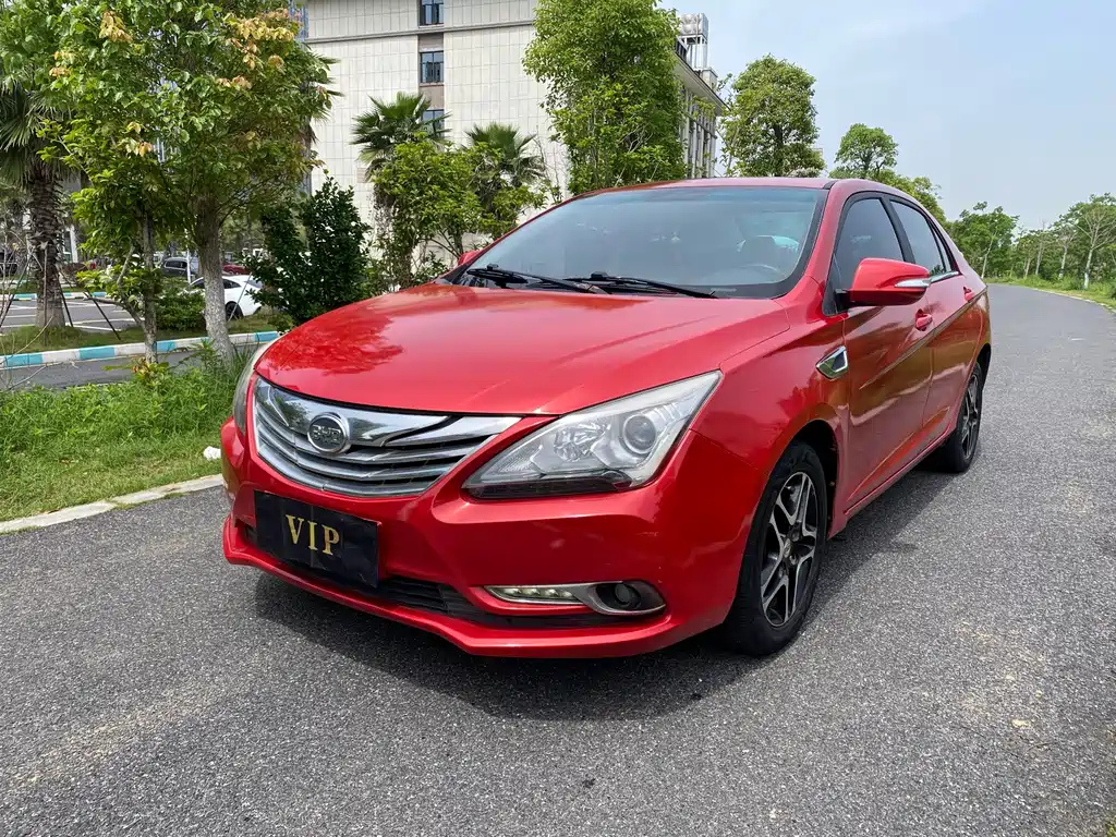 BYD G5 2014