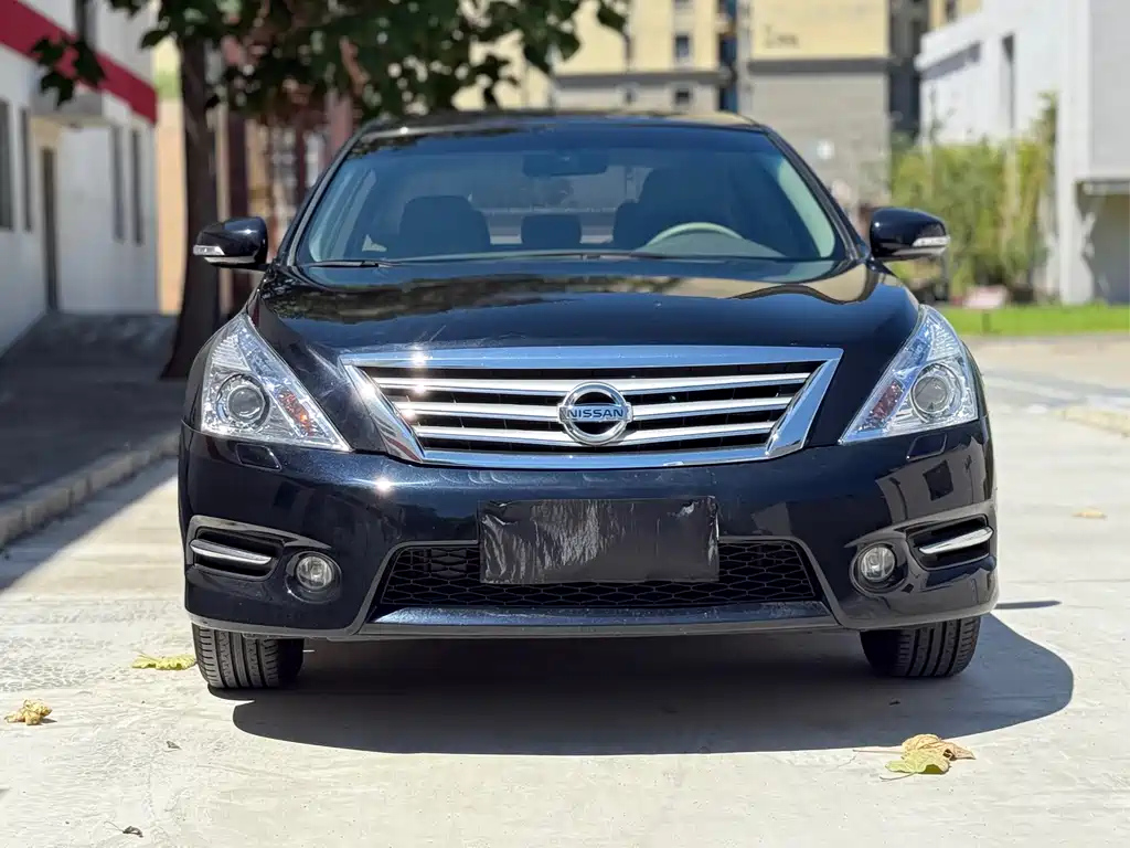NISSAN TEANA 2012