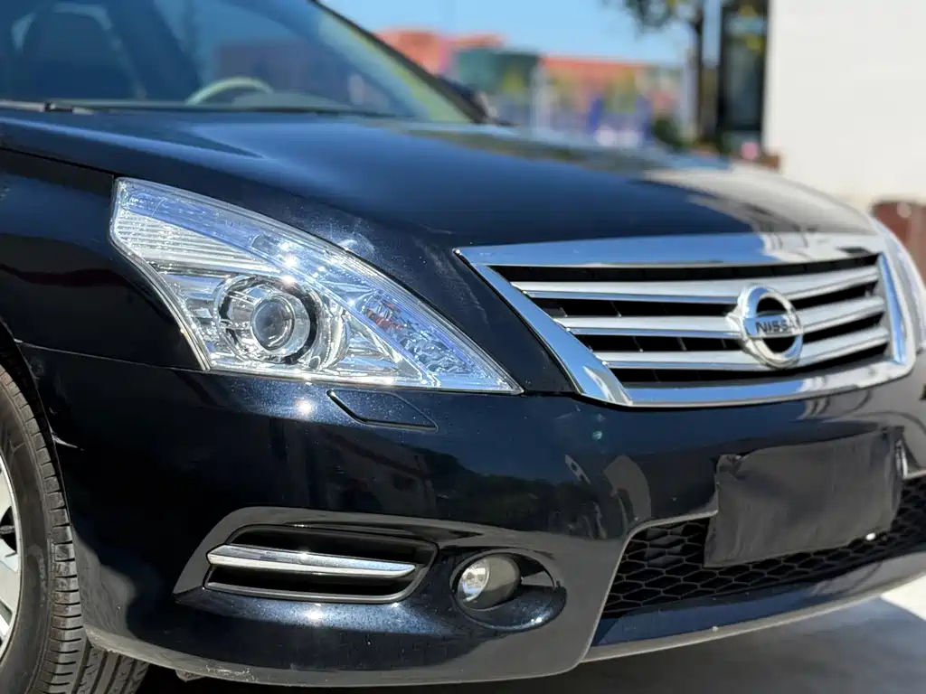 NISSAN TEANA 2012