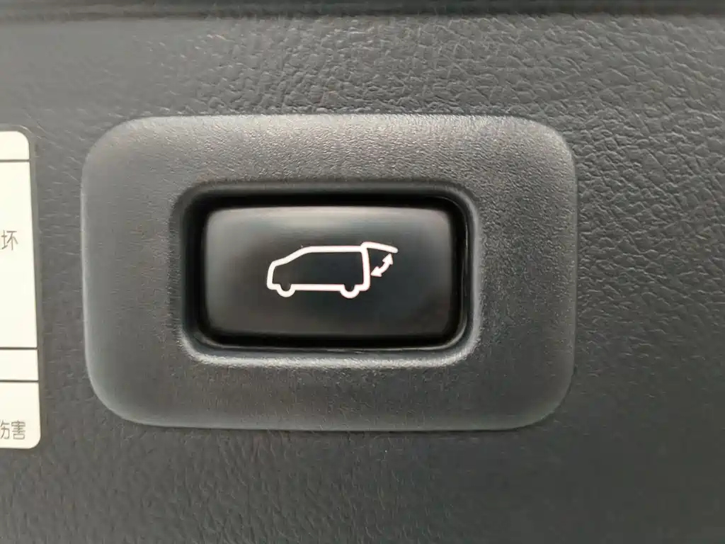 TOYOTA ALPHARD 2017