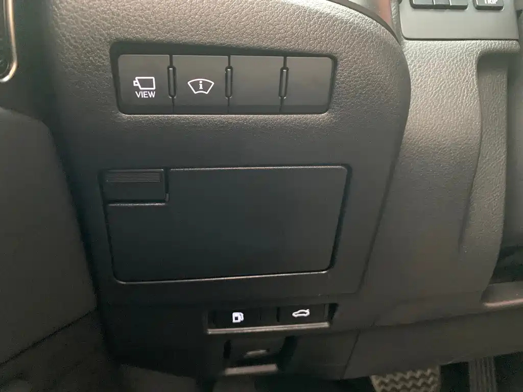 LEXUS ES 2018