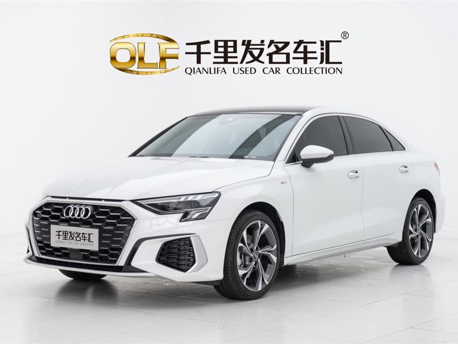 AUDI A3 2024