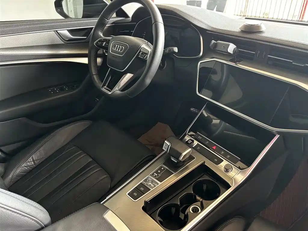 AUDI A6L 2020