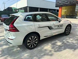 VOLVO XC60 2024 YEAR B5 4WD DELUXE EDITION 2024