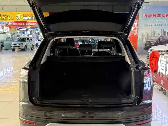 VOLKSWAGEN TAYRON 2023