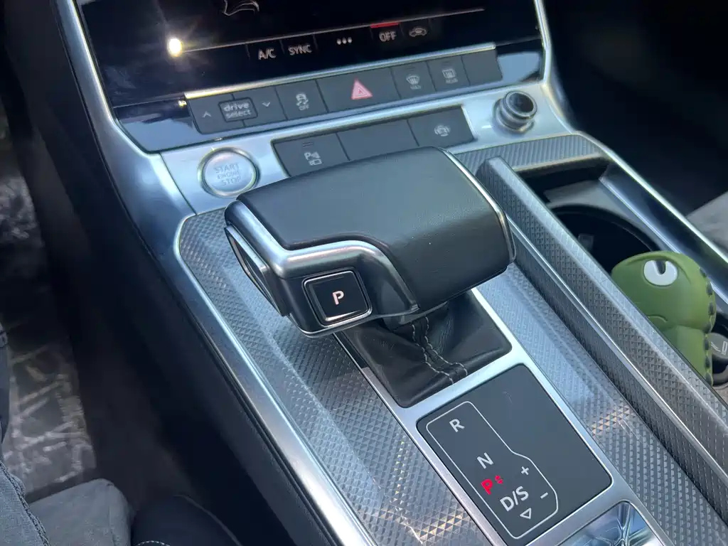AUDI A6L 2020