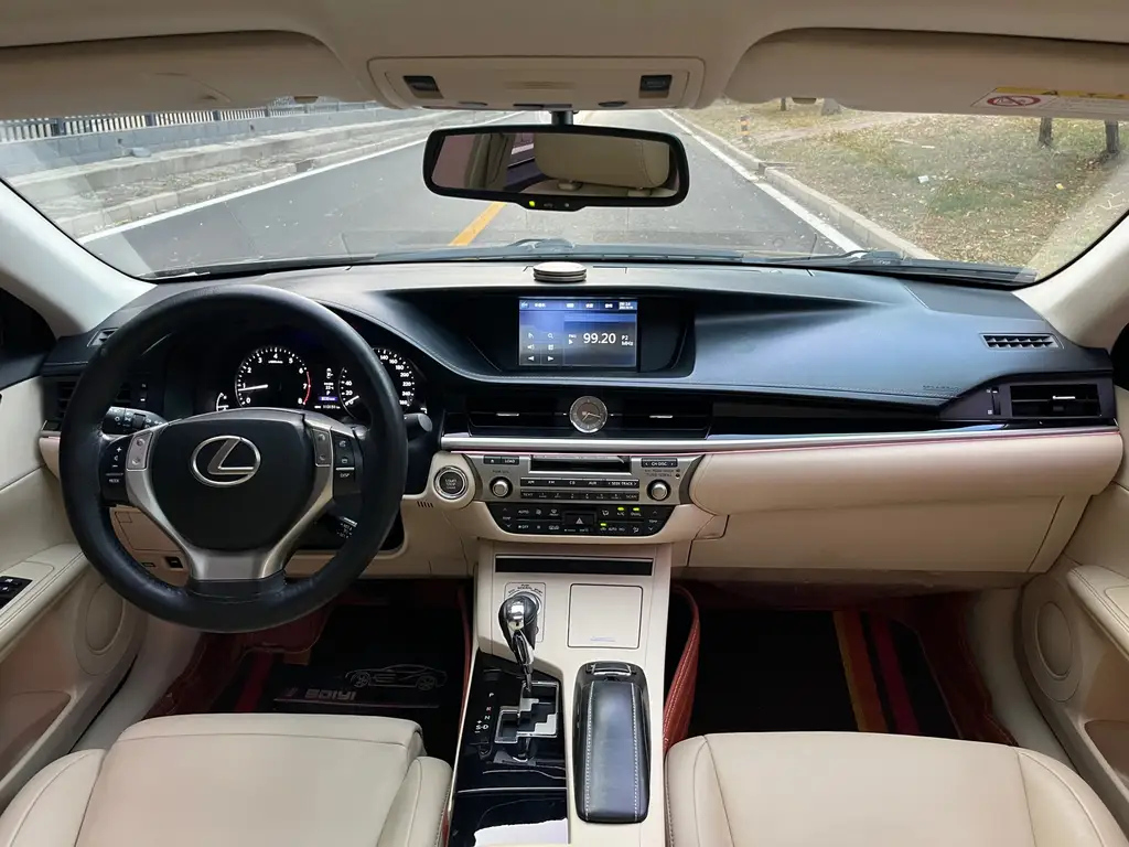 LEXUS ES 2014