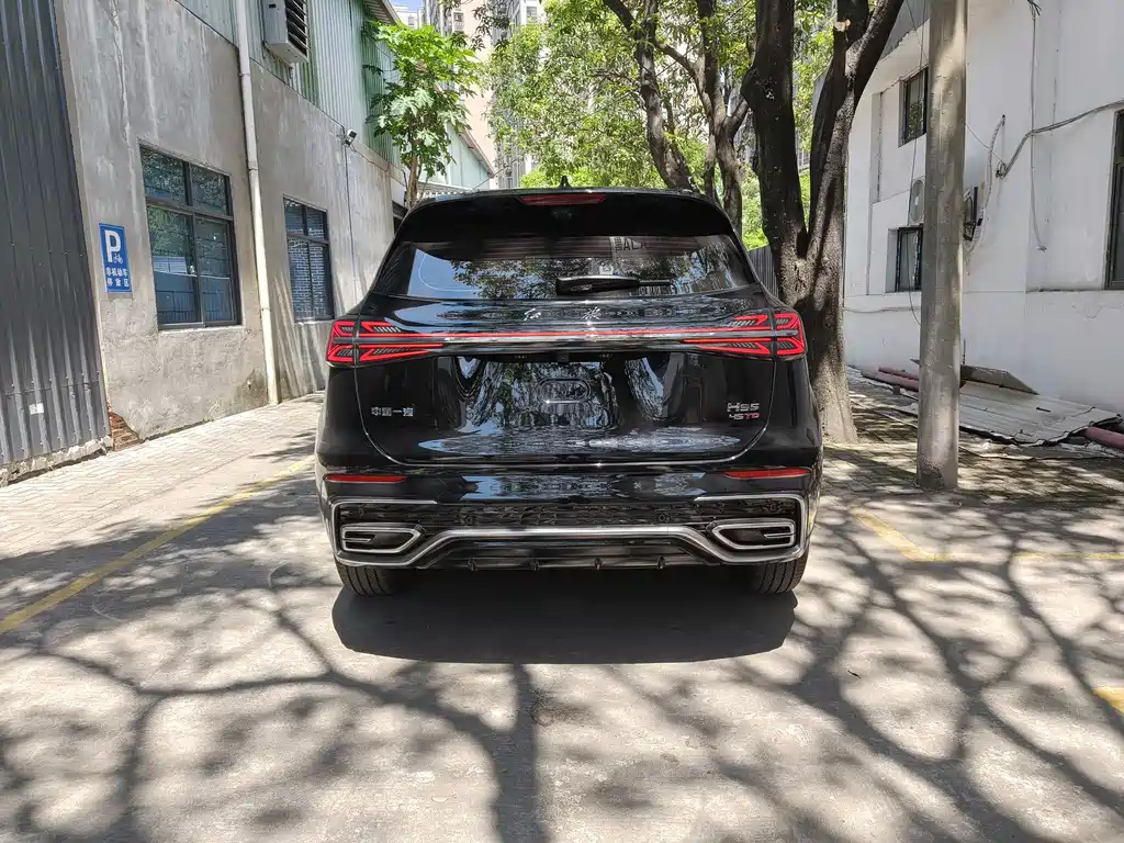 HONGQI HS5 2023