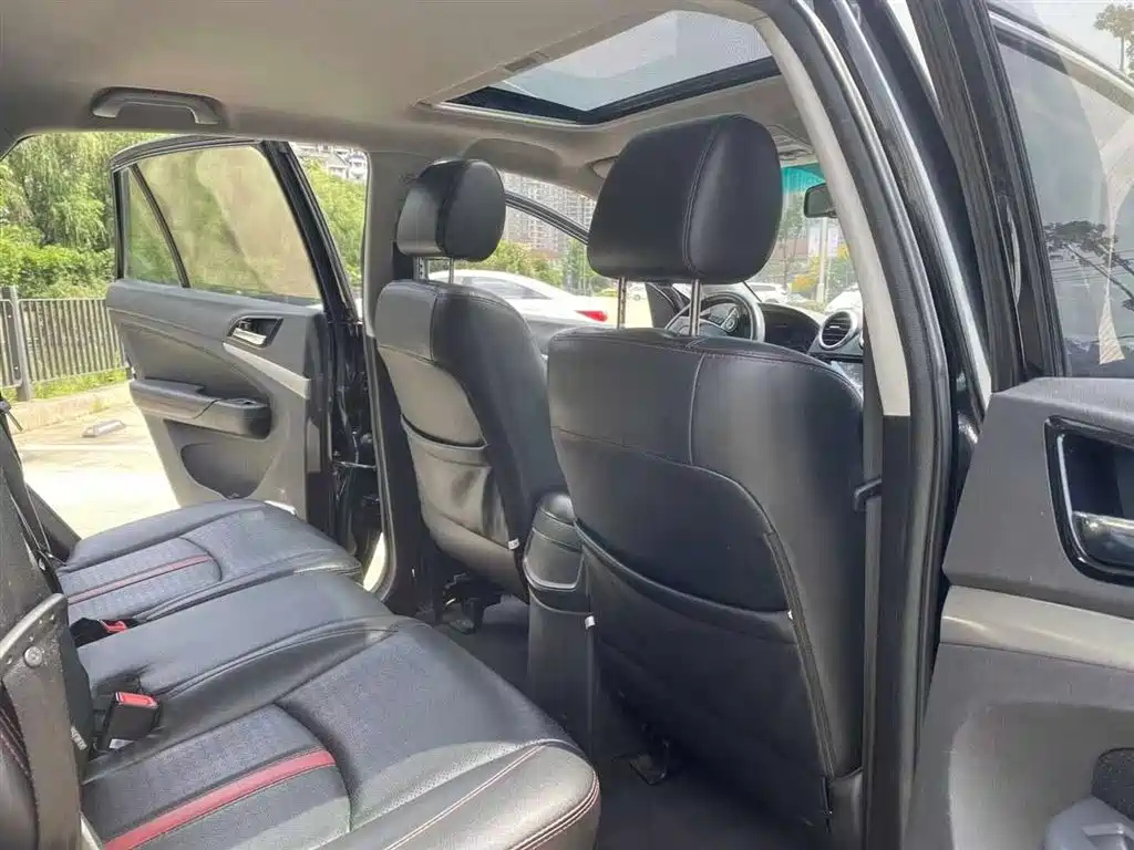 BYD S7 2015