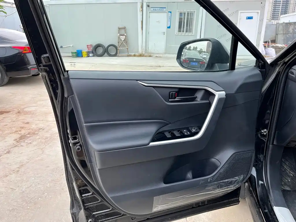 TOYOTA RAV4 RONGFANG 2024