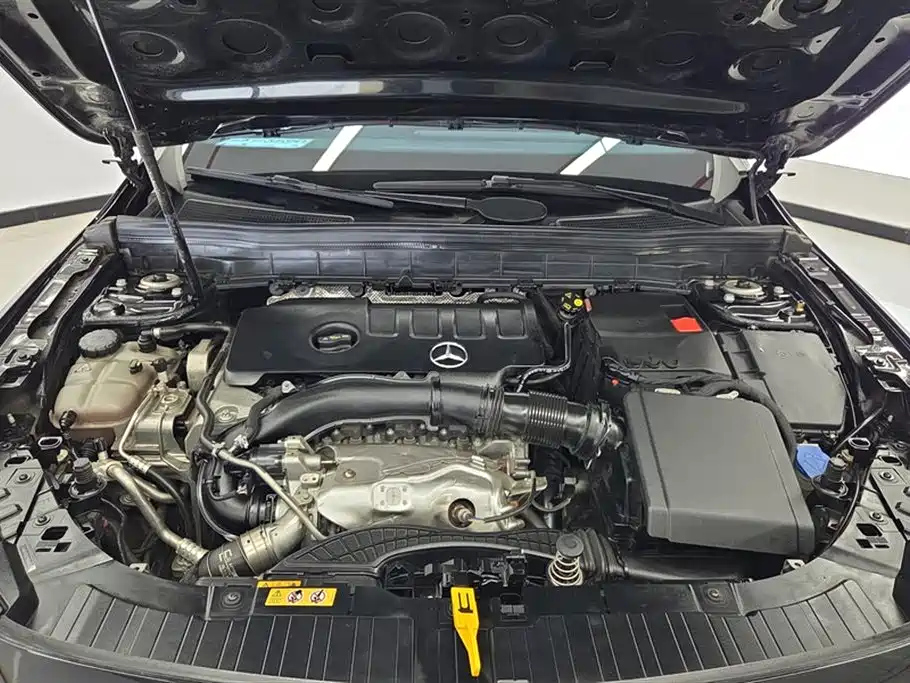 MERCEDES BENZ GLB 2022