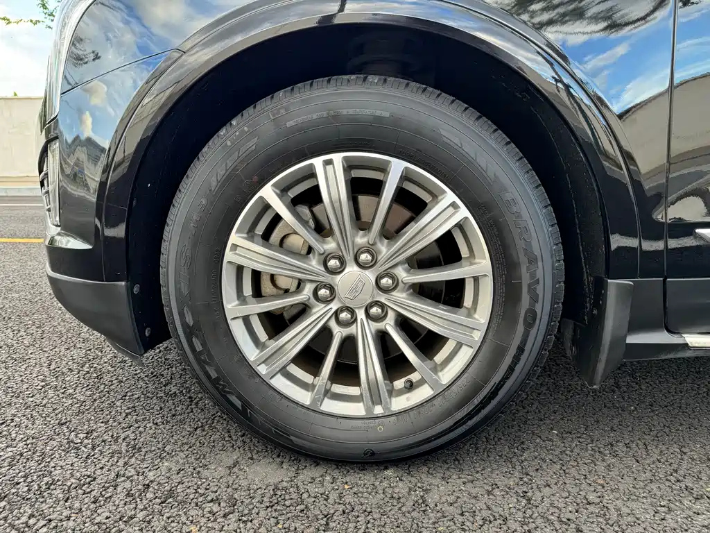CADILLAC XT5 2018