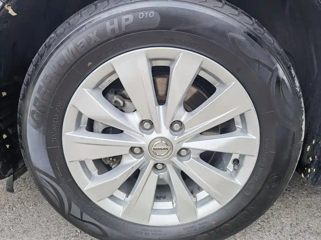 NISSAN TEANA 2016