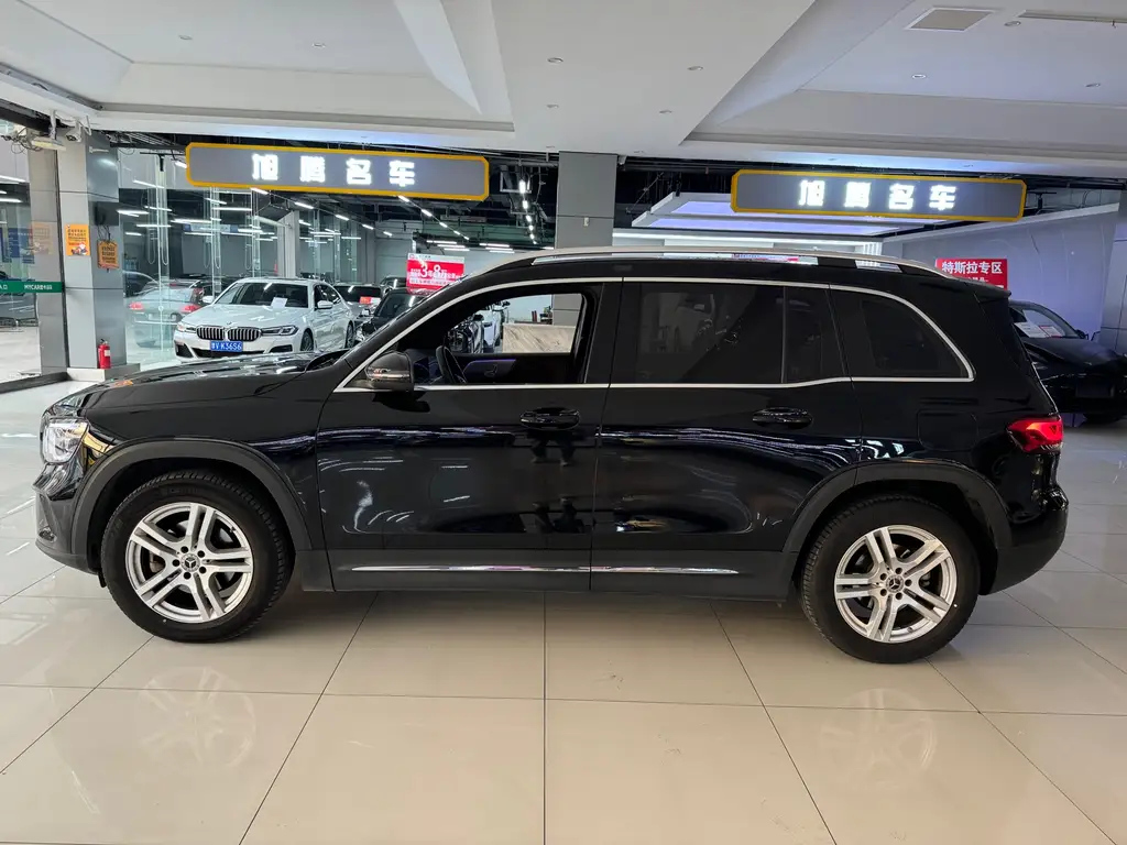 MERCEDES BENZ GLB 2022