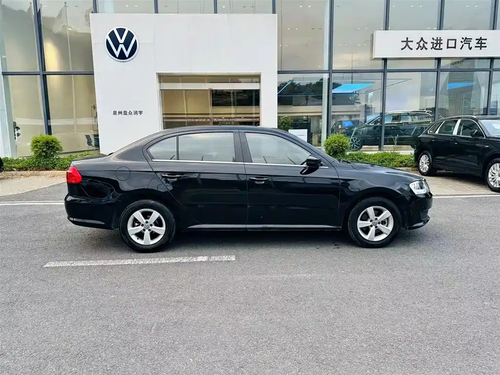 VOLKSWAGEN LAVIDA 2017