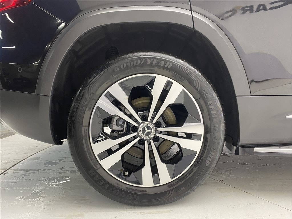 MERCEDES BENZ GLB 2024