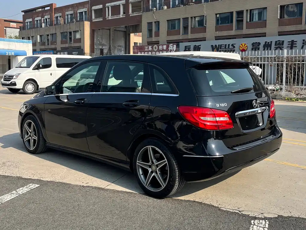 MERCEDES BENZ B-CLASS 2012