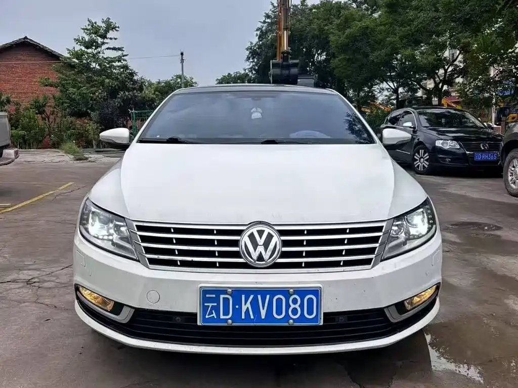 VOLKSWAGEN FAW - VOLKSWAGEN CC 2013