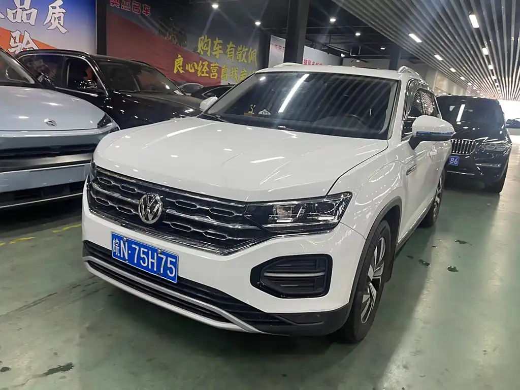 VOLKSWAGEN TAYRON 2021