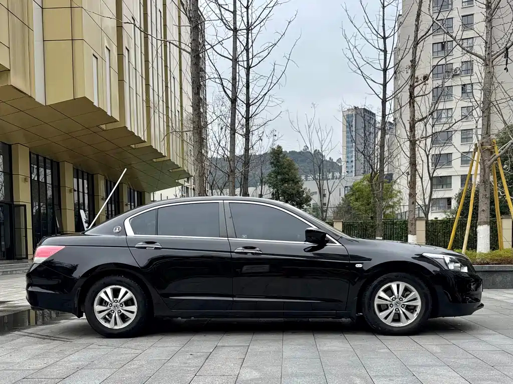 HONDA ACCORD 2010